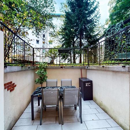 Chaplin Apartment - Free Garage Parking リュブリャナ エクステリア 写真