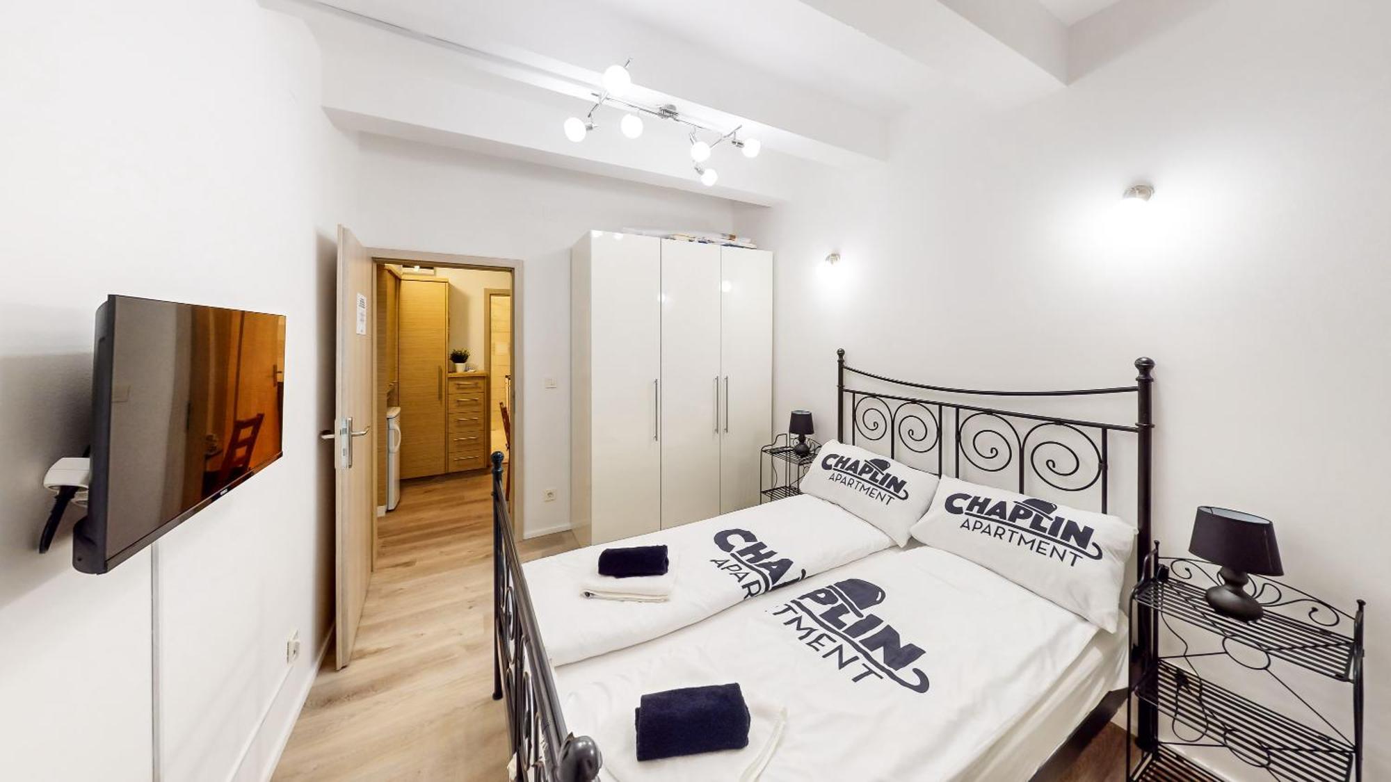 Chaplin Apartment - Free Garage Parking リュブリャナ エクステリア 写真
